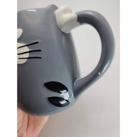 TAG 3D Cat Face Gray Ceramic Mug Cute Whiskers Ears Paws Coffee Cup Display - Picture 7 of 10